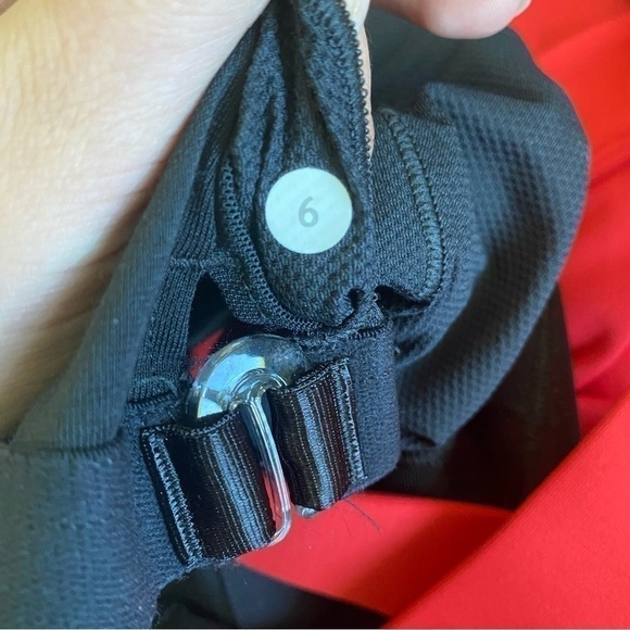 Lululemon Spin It To Win It Tank Top • Love Red / Deep Coal • US 6 - Picture 6 of 7